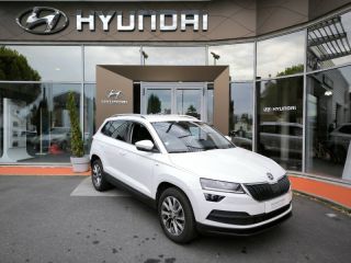 19100 : Hyundai Brive-la-Gaillarde - Garage Pouget - SKODA Karoq - Karoq - Blanc Cristal - Traction - Essence