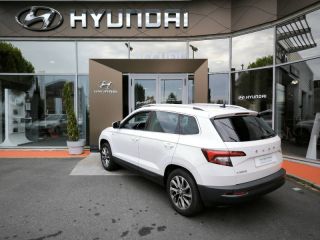 19100 : Hyundai Brive-la-Gaillarde - Garage Pouget - SKODA Karoq - Karoq - Blanc Cristal - Traction - Essence