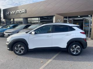 64100 : Hyundai Bayonne - Oceanic Auto - HYUNDAI Kona - Kona - Atlas White - Traction - Hybride : Essence/Electrique