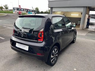 64100 : Hyundai Bayonne - Oceanic Auto - VOLKSWAGEN up! - up! - Noir Intense nacrée - Traction - Essence