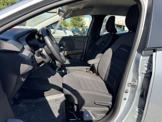 84120 : Hyundai PERTUIS - SA PEDINIELLI - DACIA SANDERO Stepway Confort - SANDERO III - Gris - Boîte manuelle - Essence sans plomb