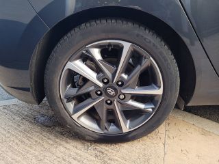 04100 : Hyundai Manosque - Pedinielli - HYUNDAI i30 Creative - i30 III - Gris - Boîte manuelle - Essence sans plomb