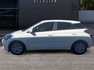 83130 : Hyundai Toulon - Autodif SAS - Groupe BALDASSARI - HYUNDAI i20 Initia - i20 II - Blanc - Boîte manuelle - Essence sans plomb