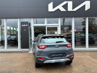 89100 : Hyundai Sens - APS - KIA Stonic - Stonic - Gris Magnétique métallisé - Traction - Essence/Micro-Hybride