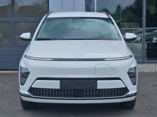 57685 : Hyundai Metz - Theobald Automobiles - HYUNDAI Kona - Kona - Atlas White - Traction - Electrique