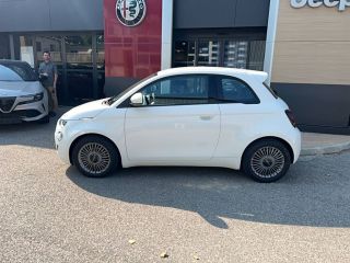 04100 : Hyundai Manosque - Pedinielli - FIAT 500e BERLINE MY22 SERIE 1 STEP 2 Icône - 500 III - Ice White - Automate à fonct. Continu - Courant électrique