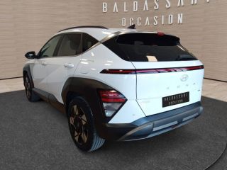83130 : Hyundai Toulon - Autodif SAS - Groupe BALDASSARI - HYUNDAI KONA Creative - KONA II - BLANC - Automate sequentiel - Essence / Courant électrique