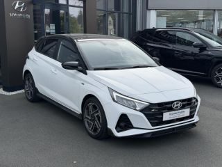 14400 : Hyundai Bayeux - Trajectoire Automobiles - HYUNDAI i20 - i20 - Atlas White/Toit+rétros Black - Traction - Essence