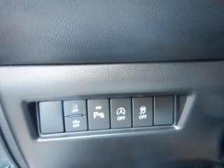 52000 : Hyundai Chaumont - Garage Michel Bazin - SUZUKI Swift - Swift - Premium Silver métallisé - Traction - Essence/Micro-Hybride