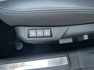 33260 : Hyundai Arcachon - Sipa Automobiles - ALFA ROMEO JUNIOR  - JUNIOR - GRIS - Automate sequentiel - Essence sans plomb