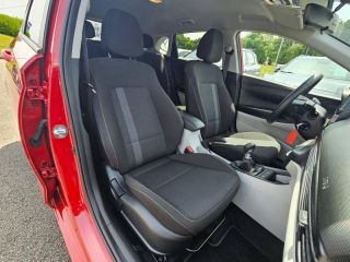 29000 : Hyundai Quimper - Iroise Automobiles - HYUNDAI i20 - i20 - Dragon Red Métal - Traction - Essence