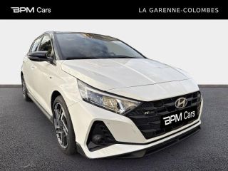 92250 : Hyundai La Garenne-Colombes - BPM Cars - HYUNDAI i20 - i20 - Atlas White/Toit+rétros Black - Traction - Essence