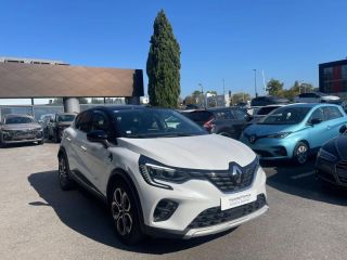 64100 : Hyundai Bayonne - Oceanic Auto - RENAULT Captur - Captur - Blanc Nacré - Traction - Hybride rechargeable : Essence/Electrique