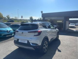 64100 : Hyundai Bayonne - Oceanic Auto - RENAULT Captur - Captur - Blanc Nacré - Traction - Hybride rechargeable : Essence/Electrique