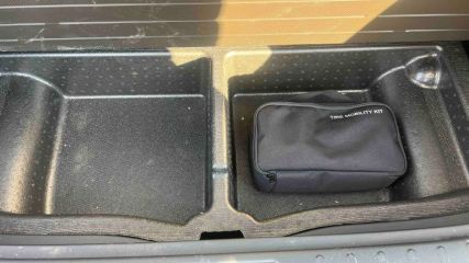 11020 : Hyundai Carcassonne - HMDS - HYUNDAI TUCSON Creative - TUCSON IV - BLEU FONCE - Boîte automatique - Essence / Courant électrique