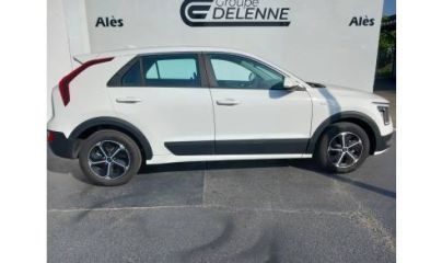 30100 : Hyundai Alès - Auto Hall - KIA NIRO Motion - NIRO II - Blanc - Automate sequentiel - Essence / Courant électrique