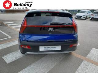 25300 : Hyundai Pontarlier - Expo Bellamy - HYUNDAI Bayon - Bayon - Intense Blue Métal/Toit/rétros Black - Traction - Essence/Micro-Hybride