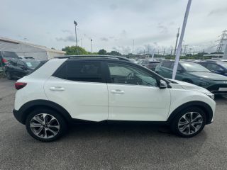 31683 : Hyundai Toulouse Sud Labège - Automobiles Delahaye - KIA Stonic - Stonic - Blanc Céleste - Traction - Essence/Micro-Hybride