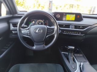 13200 : HYUNDAI Arles - Lexa Automobile - LEXUS UX MY21 Pack Confort Business - UX - Noir - Automate à fonct. Continu - Essence / Courant électrique