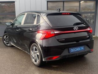 57685 : Hyundai Metz - Theobald Automobiles - HYUNDAI i20 - i20 - Sleek Silver Métal - Traction - Essence