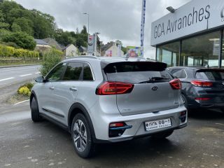 50300 : Hyundai Avranches - GCA - KIA e-Niro - e-Niro - Gris Aluminium métallisé - Traction - Electrique