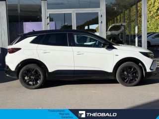 57100 : Hyundai Thionville - Théobald Automobiles - OPEL Grandland - Grandland - Blanc - Traction - Essence
