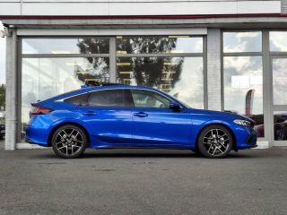 57200 : Hyundai Sarreguemines - Theobald Automobiles - HONDA Civic - Civic - Bleu Cristallin Premium Métallisé - Traction - Hybride : Essence/Electrique