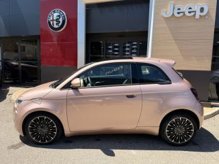 04100 : Hyundai Manosque - Pedinielli - FIAT 500e BERLINE MY22 SERIE 1 STEP 1 Icône Plus &#039;2021&#039; - 500 III - ROSE GOLD - Automate à fonct. Continu - Courant électrique