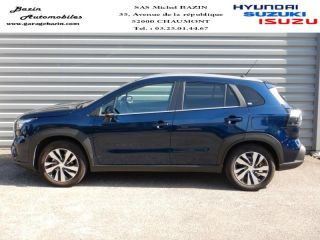 52000 : Hyundai Chaumont - Garage Michel Bazin - SUZUKI S-Cross - S-Cross - Pearl Sphere Blue métallisé - Transmission intégrale - Hybride : Essence/Electrique