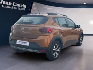06130 : Hyundai Grasse - Garage Jean Cauvin - DACIA SANDERO Stepway Confort - SANDERO III - Orange - Boîte manuelle - Essence ou gaz