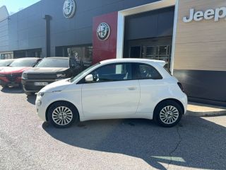 04100 : Hyundai Manosque - Pedinielli - FIAT 500e BERLINE MY22 SERIE 1 STEP 2 Action Plus - 500 III ELECTRIQUE - Blanc - Automate à fonct. Continu - Courant électrique