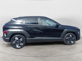 69300 : Hyundai Lyon Nord - Groupe Central Autos - HYUNDAI KONA Executive - KONA II - ABYSS BLACK - Automate sequentiel - Essence / Courant électrique