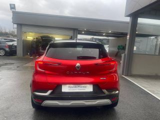 64100 : Hyundai Bayonne - Oceanic Auto - RENAULT Captur - Captur - Rouge Flamme - Traction - Hybride : Essence/Electrique