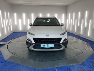 31200 : Hyundai TOULOUSE NORD - AUTO NORD - HYUNDAI KONA HYBRID Initia - KONA - BLANC - Automate sequentiel - Essence / Courant électrique