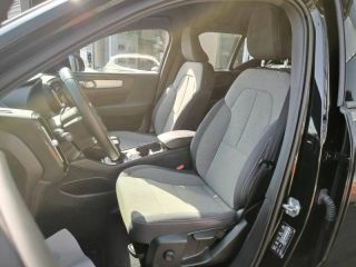 19100 : Hyundai Brive-la-Gaillarde - Garage Pouget - VOLVO XC40 - XC40 - Noir - Traction - Essence