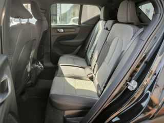19100 : Hyundai Brive-la-Gaillarde - Garage Pouget - VOLVO XC40 - XC40 - Noir - Traction - Essence