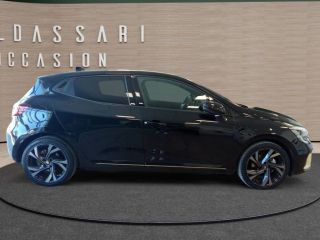 83130 : Hyundai Toulon - Autodif SAS - Groupe BALDASSARI - RENAULT CLIO V Engineered - CLIO V - NOIR - Boîte hybride multimode - Essence / Courant électrique