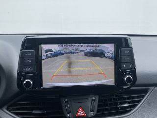 33110 : Hyundai Bordeaux Nord Le Bouscat - Sipa Automobiles - HYUNDAI i30 Edition #Navi - i30 III - Gris - Boîte manuelle - Essence sans plomb