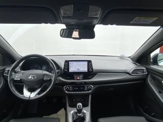 33110 : Hyundai Bordeaux Nord Le Bouscat - Sipa Automobiles - HYUNDAI i30 Edition #Navi - i30 III - Gris - Boîte manuelle - Essence sans plomb