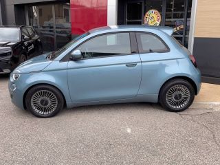 04100 : Hyundai Manosque - Pedinielli - FIAT 500 NOUVELLE Action Plus - 500 III - GLACIER BLUE - Automate à fonct. Continu - Courant électrique