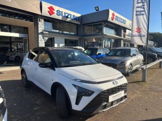 89100 : Hyundai Sens - APS - HYUNDAI Bayon - Bayon - Polar White/Toit/rétros Black - Traction - Essence/Micro-Hybride
