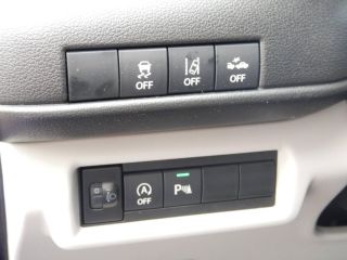 52000 : Hyundai Chaumont - Garage Michel Bazin - SUZUKI Swift - Swift - Pure White Pearl Metal - Traction - Essence/Micro-Hybride