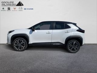 13290 : Hyundai Aix en Provence - Cap Milanesio - TOYOTA YARIS CROSS HYBRIDE Collection - YARIS CROSS HYBRIDE (03/2022-01/2024) - Blanc - Automate à fonct. Continu - Essence / Courant électrique