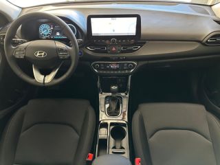 13200 : HYUNDAI Arles - Lexa Automobile - HYUNDAI i30 SW Creative - i30 III - Gris - Boîte séquentielle - Essence sans plomb