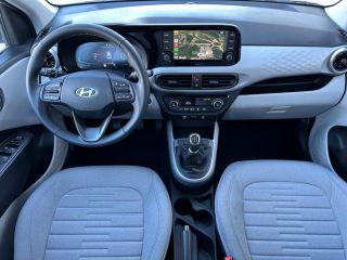 13200 : HYUNDAI Arles - Lexa Automobile - HYUNDAI i10 Creative - i10 III - Gris - Boîte manuelle - Essence sans plomb