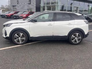 56000 : Hyundai Vannes - Park Lann Automobiles - PEUGEOT 3008 - 3008 - Blanc Nacré (N) - Traction - Hybride : Essence/Electrique