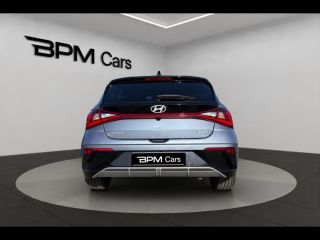 92130 : Hyundai ISSY-LES-MOULINEAUX - BPM Cars - HYUNDAI i20 - i20 - Meta Blue Métal/Toit+rétros Black - Traction - Essence