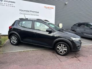 14100 : Hyundai Lisieux - Trajectoire Automobiles - DACIA Sandero - Sandero - Noir Nacré métallisé - Traction - Essence