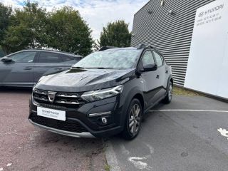 14100 : Hyundai Lisieux - Trajectoire Automobiles - DACIA Sandero - Sandero - Noir Nacré métallisé - Traction - Essence