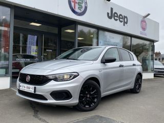 50300 : Hyundai Avranches - GCA - FIAT Tipo - Tipo - Gris Maestro Métallisé - Traction - Essence